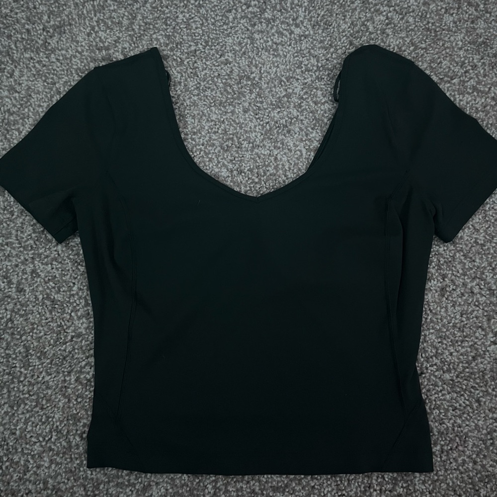 Lululemon Wunder Under Short Sleeve Top